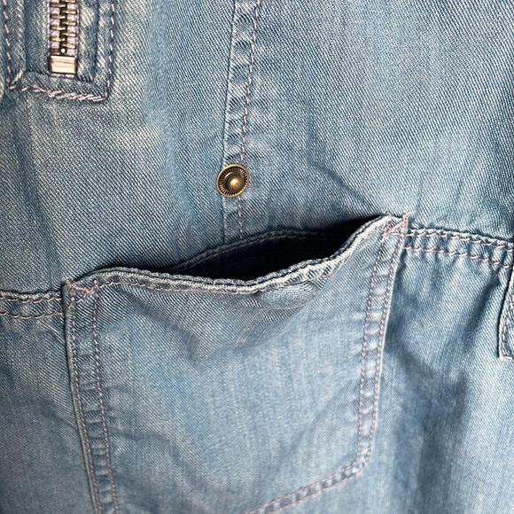 French Connection Boxy Denim Short Sleeve Dress with Lavender Stitch and Zipper - Picture 3 of 8
